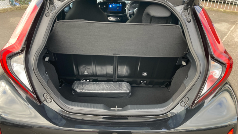 Toyota Aygo X 1.0 VVT-i Edge 5dr Petrol Hatchback